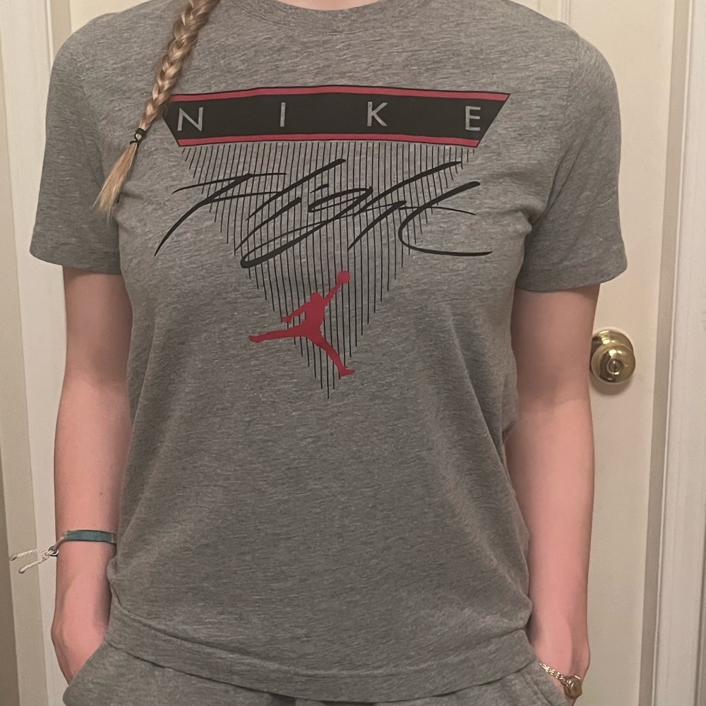 Nike Gray Flight T-Shirt with Red Accents.  Michael Jordan.